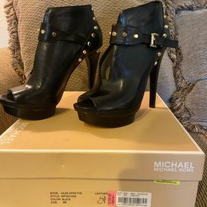 MK Boot Heels